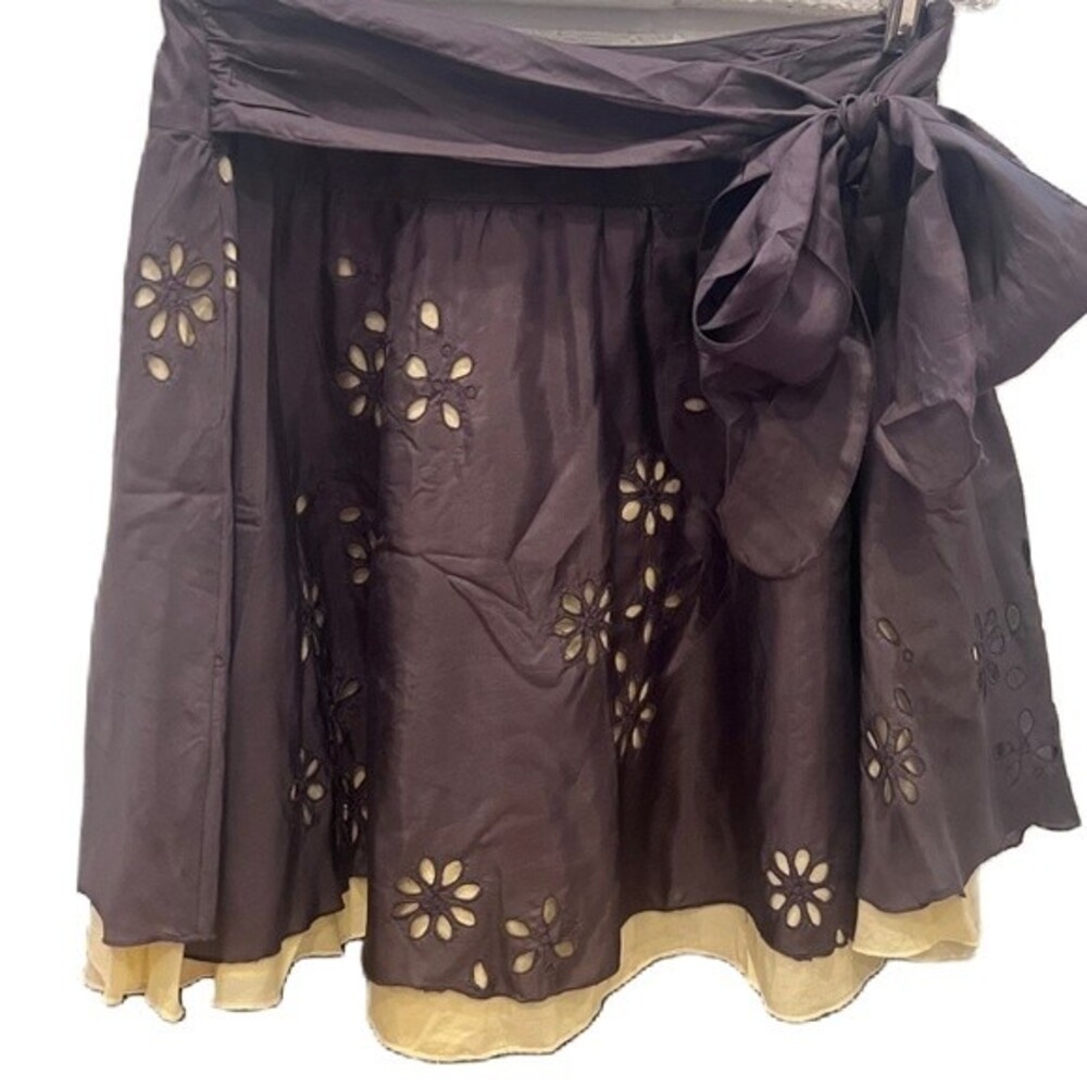 Tara Jarmon Skirt Size S Silk blend Floral Cutouts Lined skirt with tie back - Picture 2 of 11